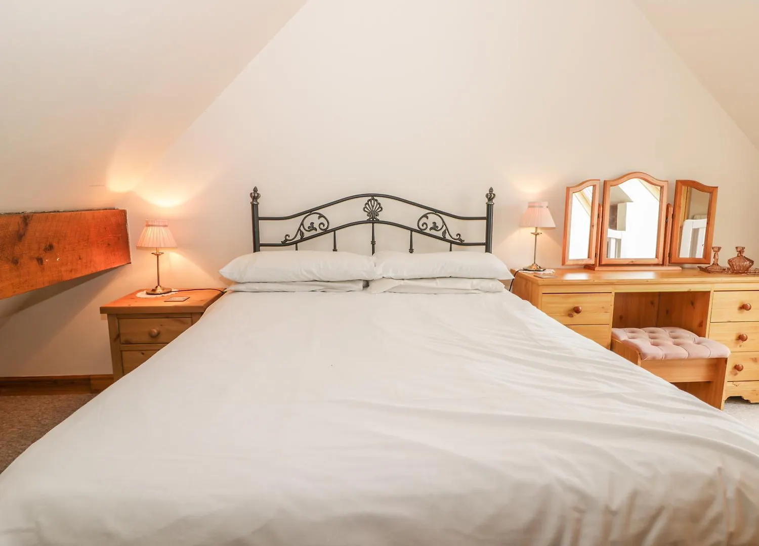 Milton Cottage Γουίτμπι 0*,  Ηνωμένο Βασίλειο
